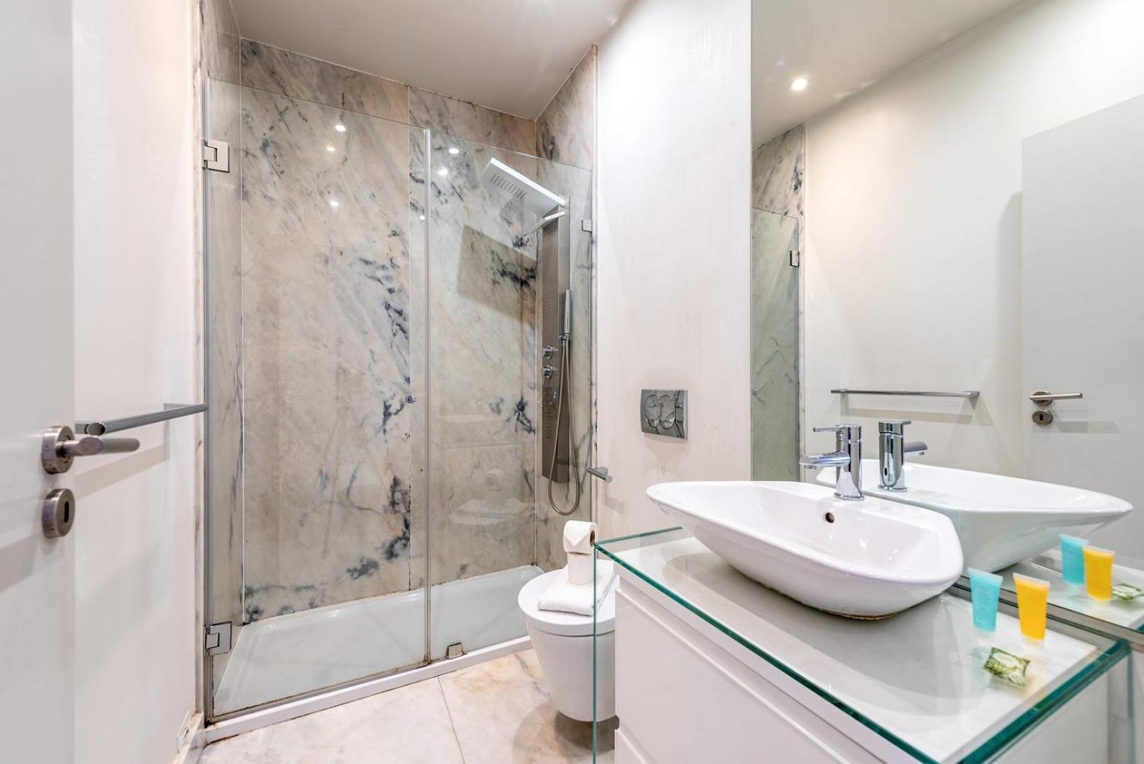 Guestready - Newly Renovated Chiado Haven Lägenhet Lisboa Exteriör bild