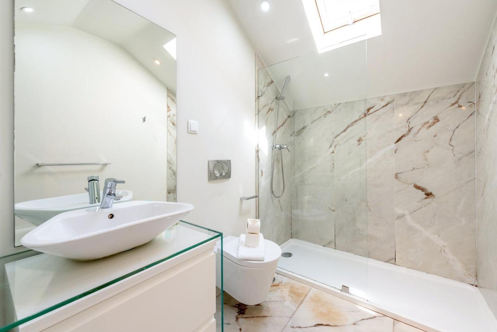 Guestready - Newly Renovated Chiado Haven Lägenhet Lisboa Exteriör bild