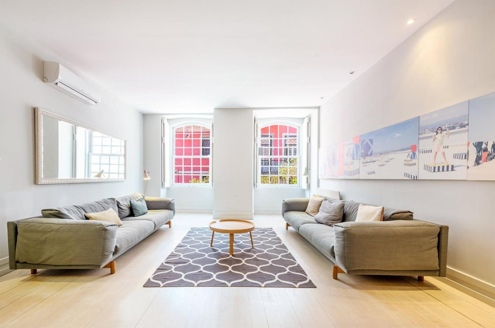 Guestready - Newly Renovated Chiado Haven Lägenhet Lisboa Exteriör bild