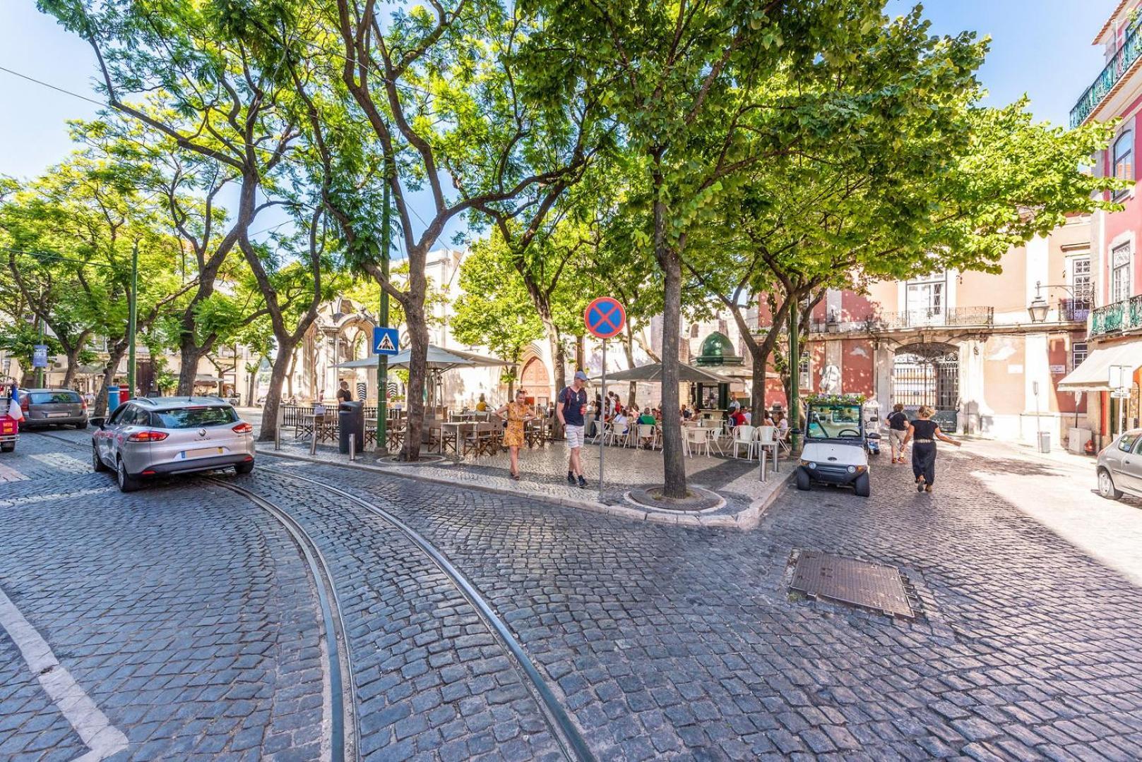 Guestready - Newly Renovated Chiado Haven Lägenhet Lisboa Exteriör bild